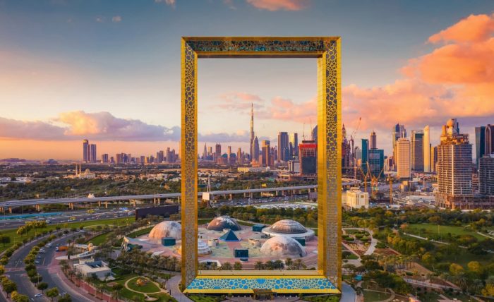 Небоскреб "Рамка Дубая" (Dubai Frame)